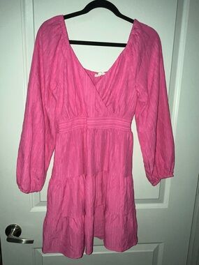 Mint Of Blush Bright Pink Long-Sleeve V-Neck Tiered Dress
